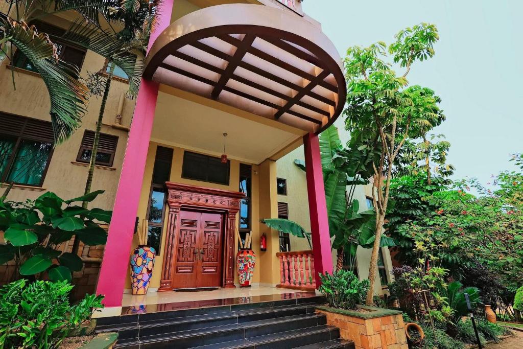 Shine Country Resort Hotel